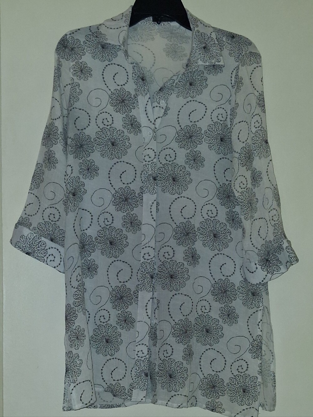 Sheer Floral Button-Front Blouse - White/Black